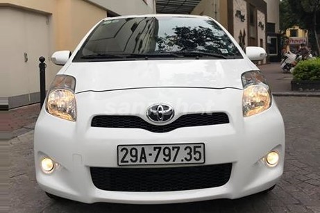 2013 Toyota Yaris Hatchback Latest Prices Reviews Specs Photos and  Incentives  Autoblog