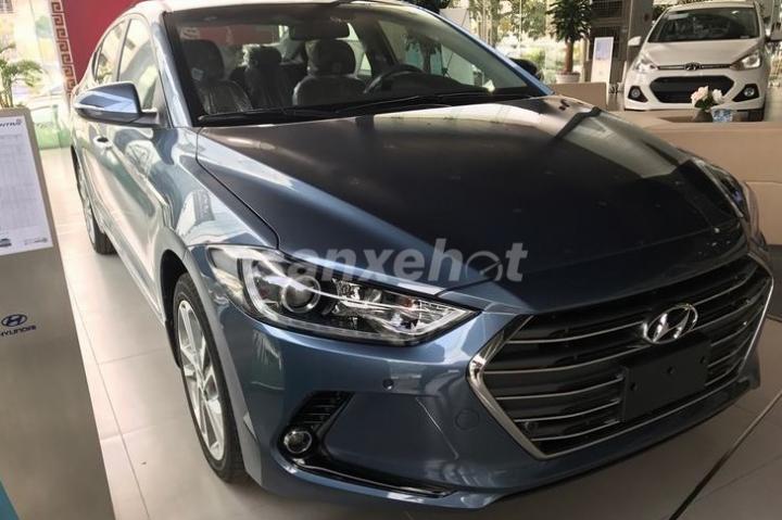 Mua bán xe Hyundai Elantra 20 AT 2021 Màu Trắng  XC00030020