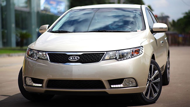 Kia Optima Hybrid 2013 Tiết kiệm nhiên liệu hơn  Tạp chí Kinh tế Sài Gòn