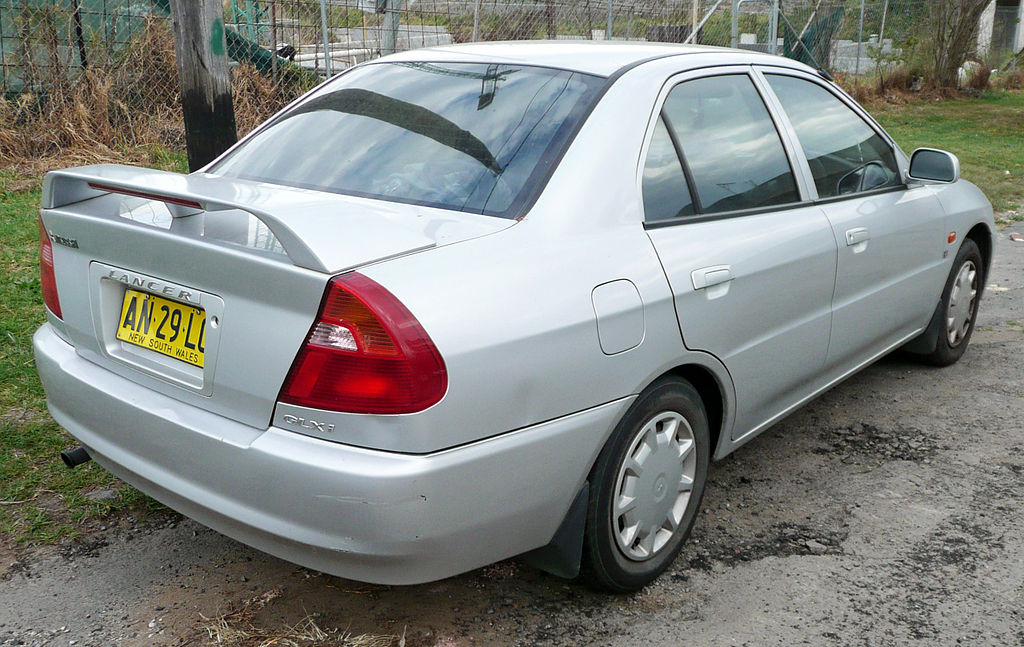 Mitsubishi lancer 2001